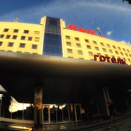 Hotel Mir 리우네 외부 사진